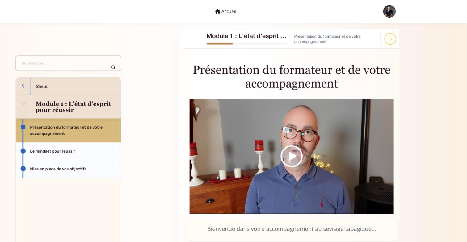 Le menu du module 1, L'état d'esprit pour réussir, et la vidéo de présentation du formateur et de votre accompagnement.