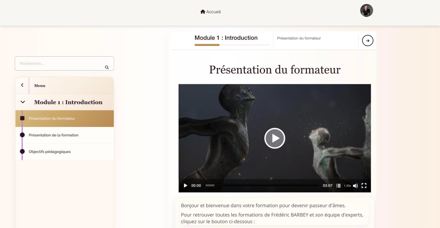 Le menu des leçons du module 1, Introduction, et la vidéo de présentation du formateur.